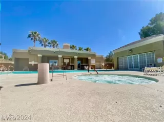 Photo #2: 2614761 Listing 