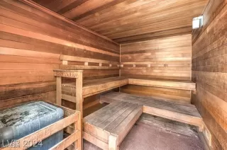 Photo #3: 2614761 Listing 