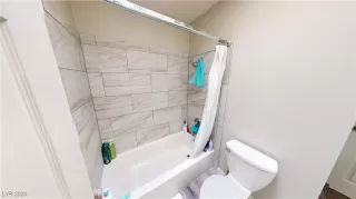 Photo #3: 2614776 Listing