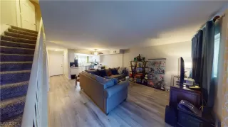 Photo #6: 2614776 Listing