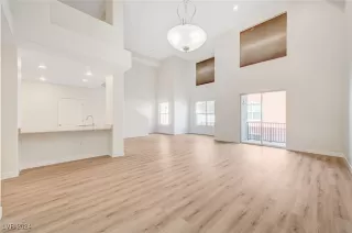 Photo #6: 2614786 Listing 