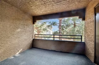 Photo #4: 2614801 Listing 