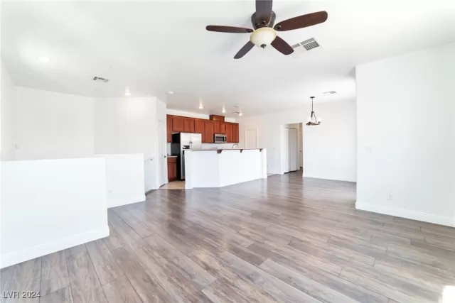 MLS: 2614882 Condo For Sale