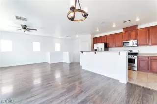 Photo #3: 2614882 Listing 