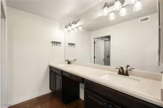 Photo #3: 2614883 Listing 