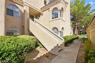 Photo #5: 2614883 Listing 