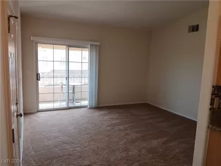 Photo #6: 2614899 Listing 