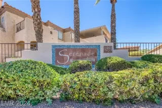 Photo #1: 2614926 Listing 