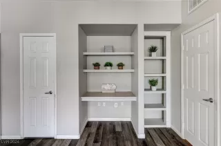 Photo #1: 2614951 Listing