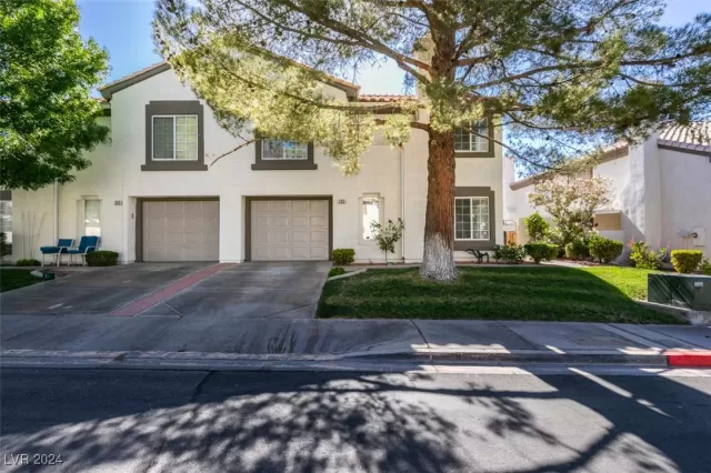 MLS: 2614979 Condo For Sale