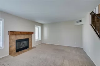 Photo #3: 2614979 Listing 