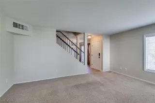 Photo #6: 2614979 Listing 