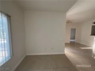 Photo #4: 2614980 Listing 