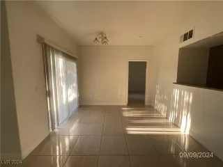 Photo #6: 2614980 Listing 