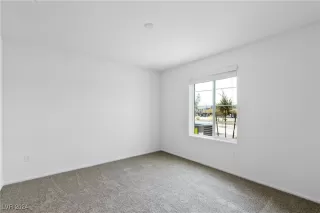 Photo #3: 2614994 Listing 