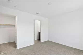 Photo #5: 2614994 Listing 