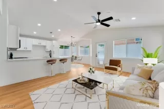 Photo #3: 2615012 Listing