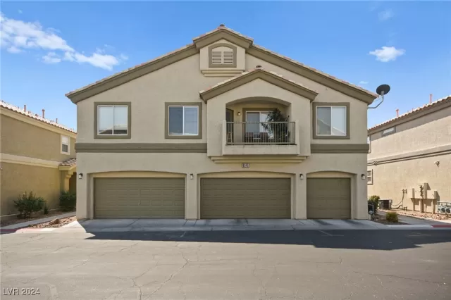 MLS: 2615067 Condo For Sale