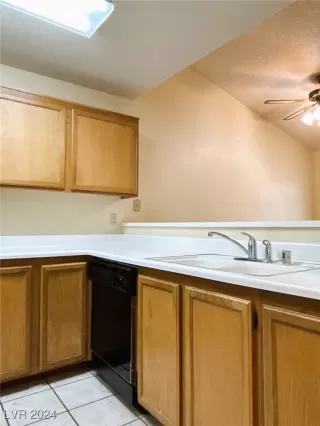 Photo #3: 2615074 Listing 