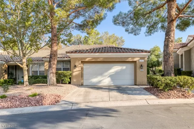 MLS: 2615118 Condo For Sale