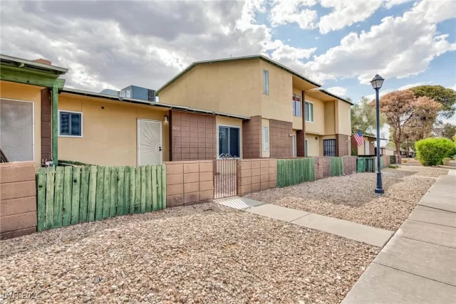 MLS: 2615158 Condo For Sale