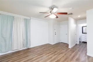 Photo #5: 2615158 Listing 