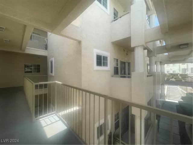 MLS: 2615161 Condo For Sale