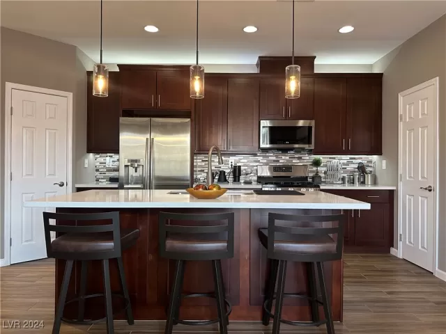 MLS: 2615201 Condo For Sale