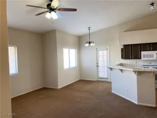 Photo #4: 2615212 Listing 