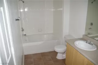 Photo #6: 2615223 Listing 