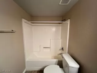 Photo #3: 2615228 Listing 