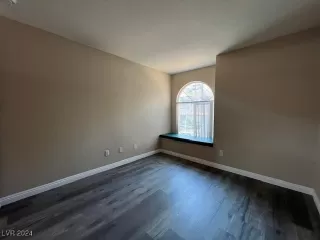 Photo #6: 2615228 Listing 