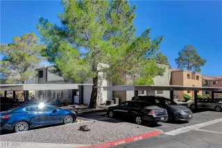 Photo #1: 2615265 Listing 