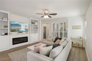 Photo #1: 2615287 Listing