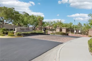 Photo #3: 2615287 Listing