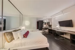 Photo #5: 2615308 Listing 