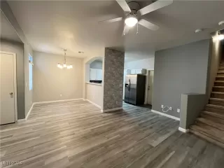 Photo #3: 2615315 Listing 