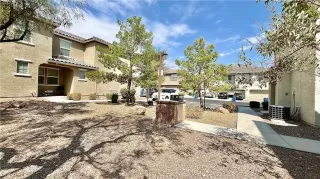 Photo #1: 2615346 Listing 