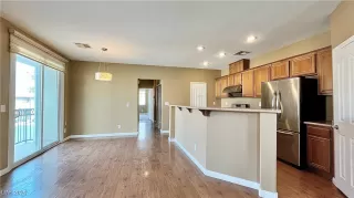 Photo #5: 2615346 Listing 