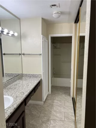 Photo #2: 2615351 Listing 