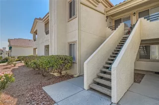 Photo #2: 2615358 Listing