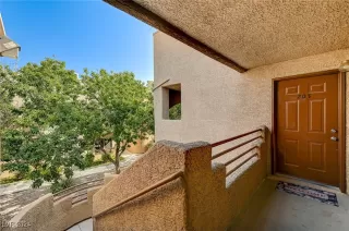 Photo #2: 2615371 Listing 