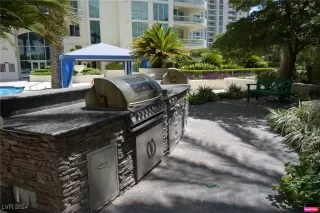 Photo #1: 2615373 Listing 