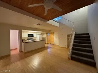 Photo #3: 2615420 Listing 