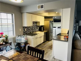 Photo #2: 2615440 Listing