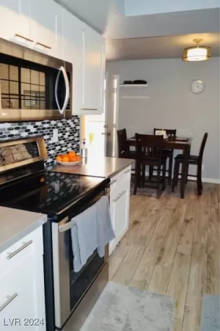 Photo #6: 2615440 Listing