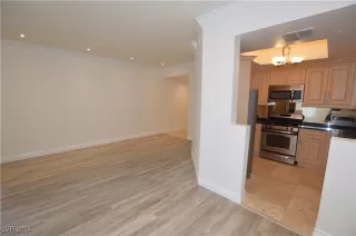 Photo #1: 2615451 Listing