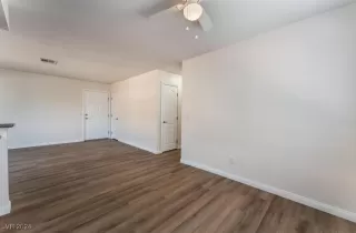 Photo #4: 2615496 Listing 