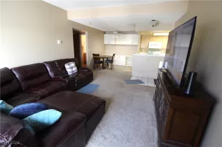 Photo #3: 2615500 Listing