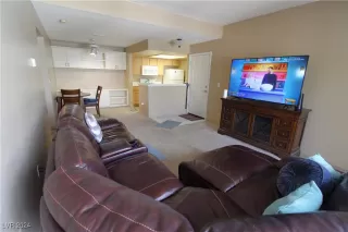 Photo #4: 2615500 Listing